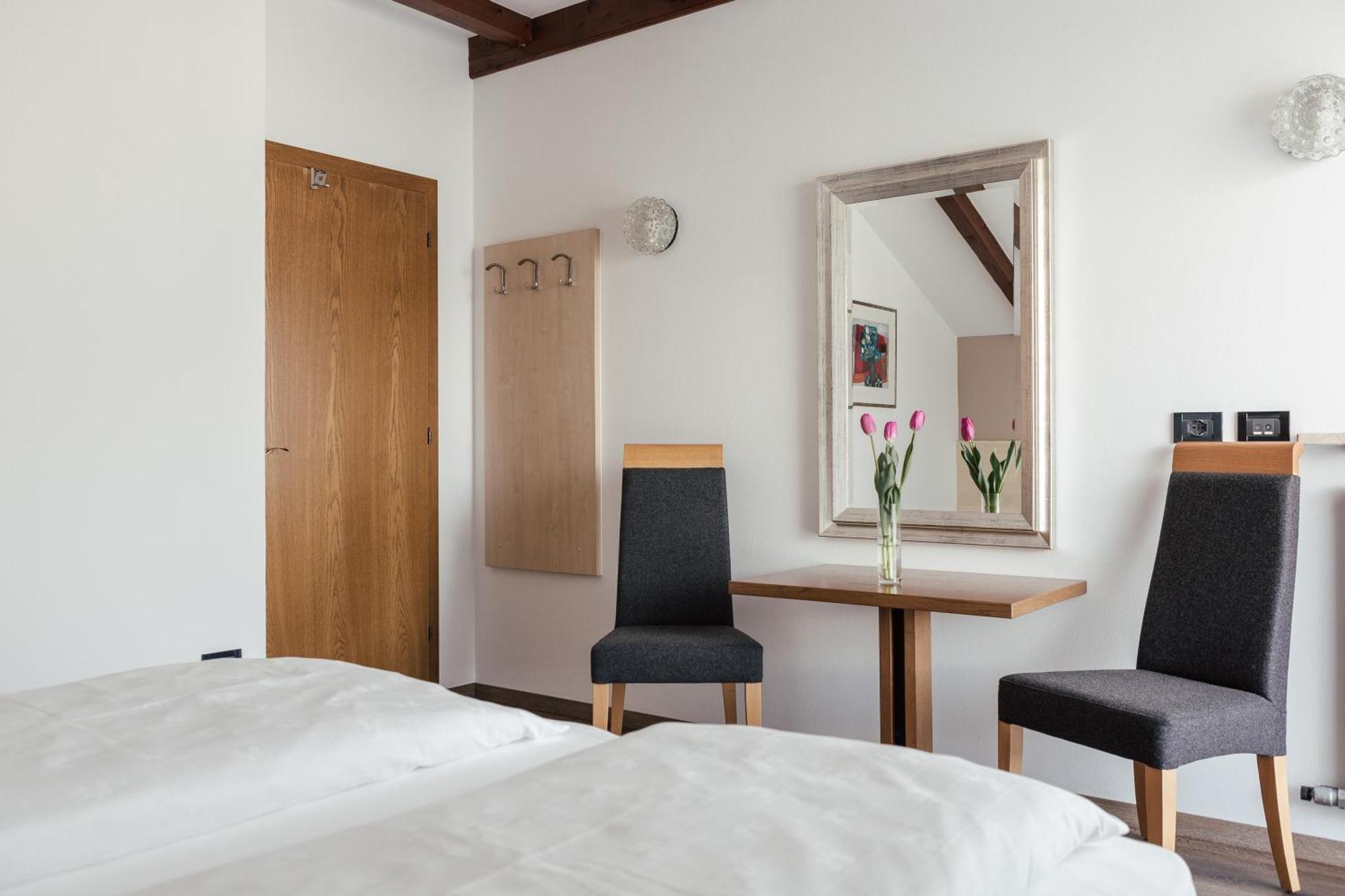Hotel Garni Sirmian メラーノ エクステリア 写真