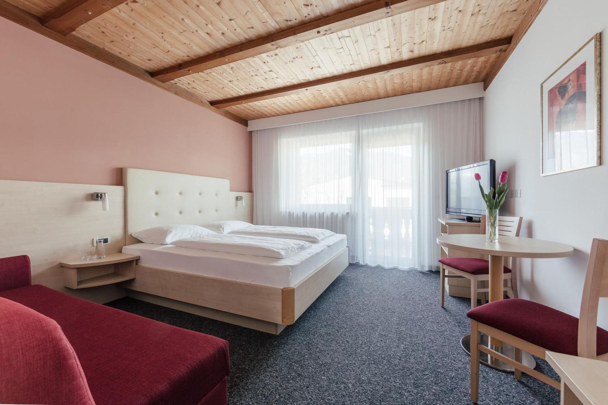 Hotel Garni Sirmian メラーノ エクステリア 写真