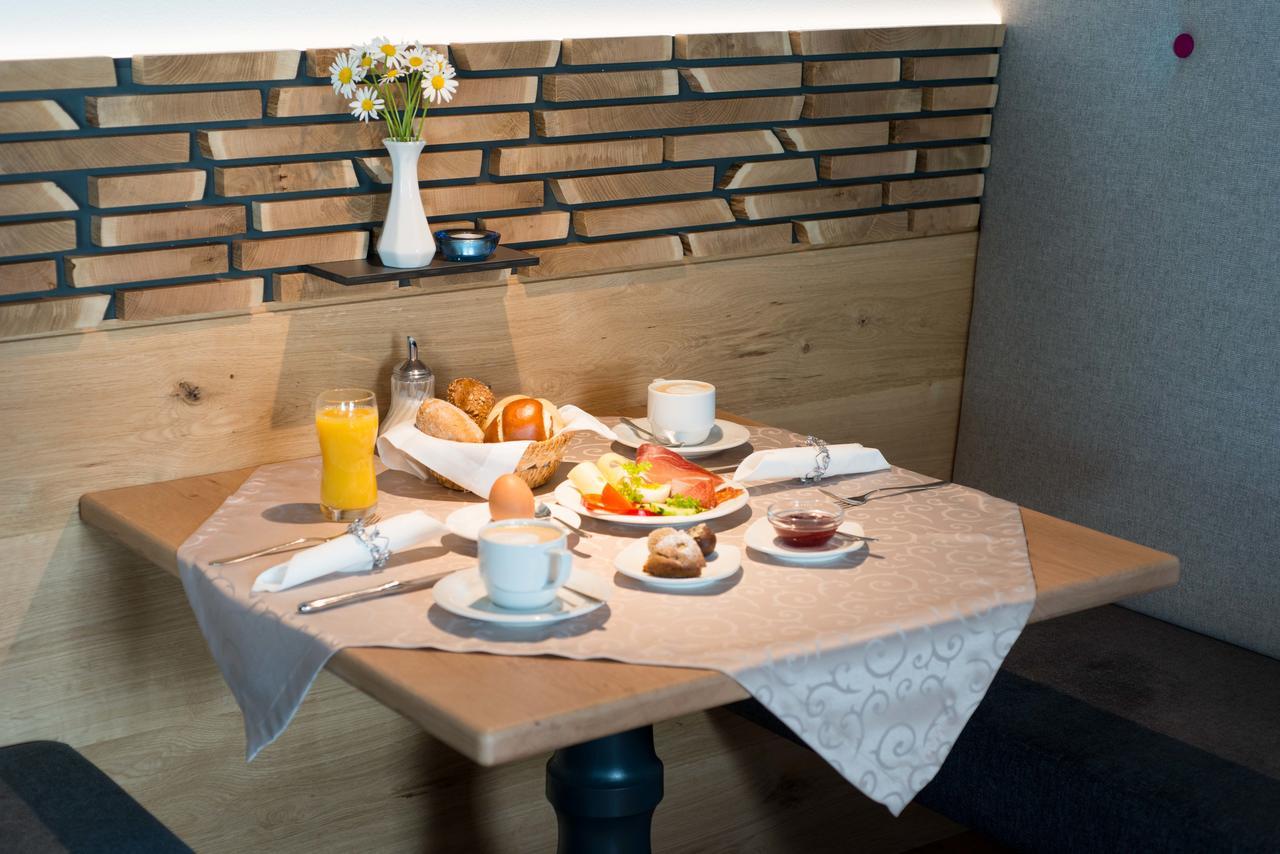 Hotel Garni Sirmian メラーノ エクステリア 写真
